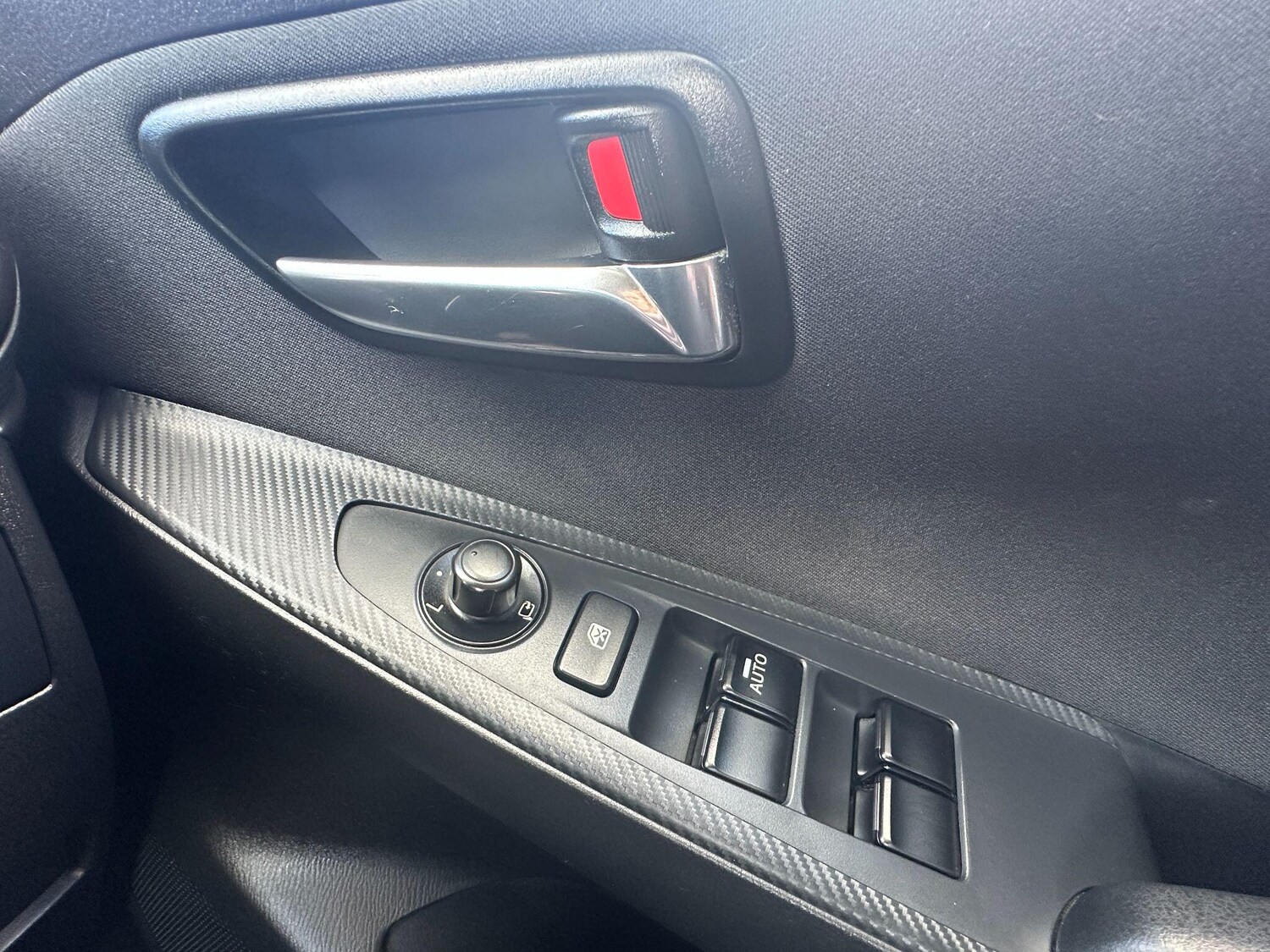 Used Mazda Mazda2 2016 for sale - 77838730: Photo 16