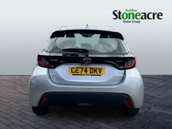Used Toyota Yaris 2024 for sale - 74477356: Photo