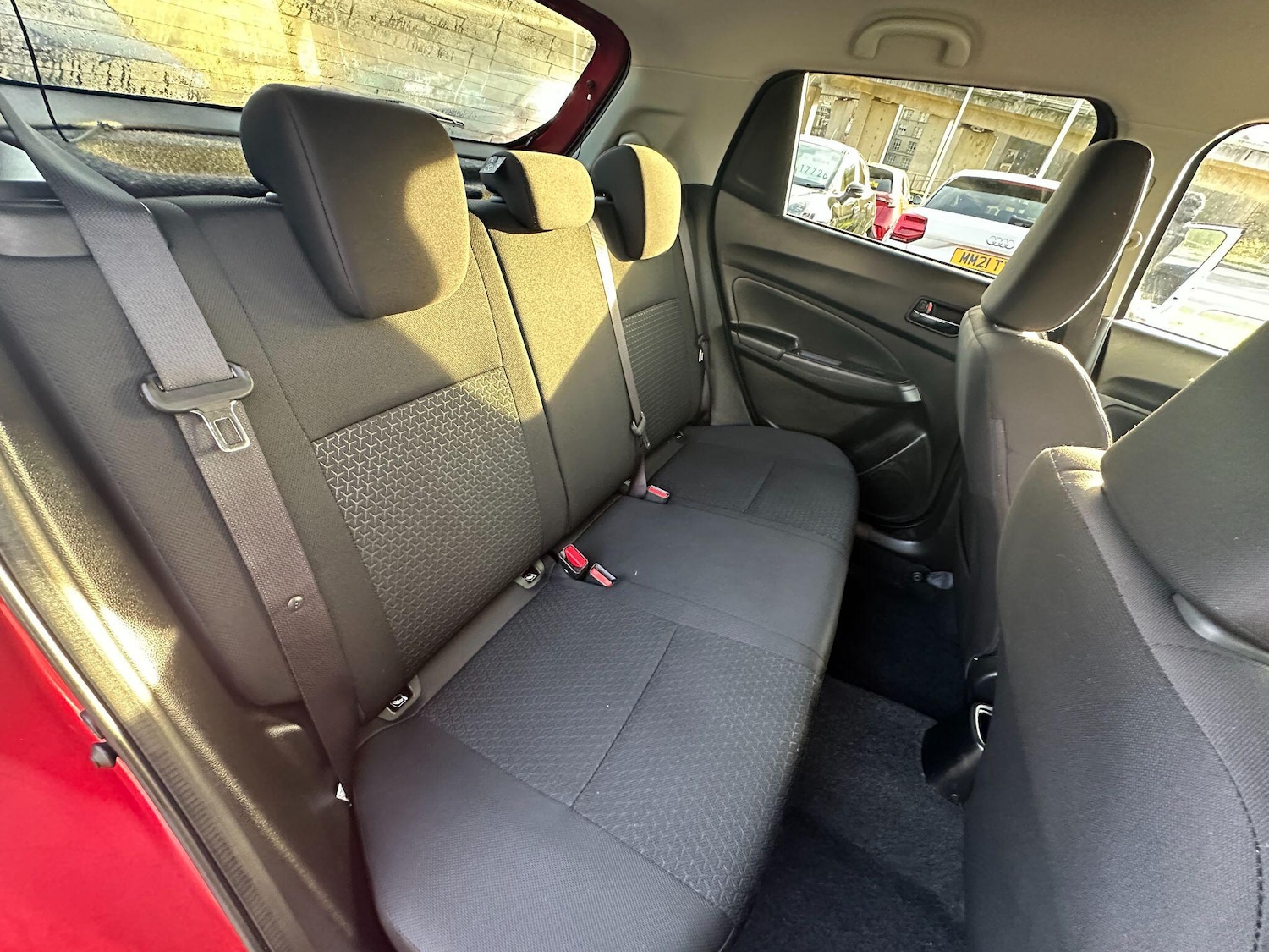 Used Suzuki Swift 2018 for sale - 77377596: Photo 11