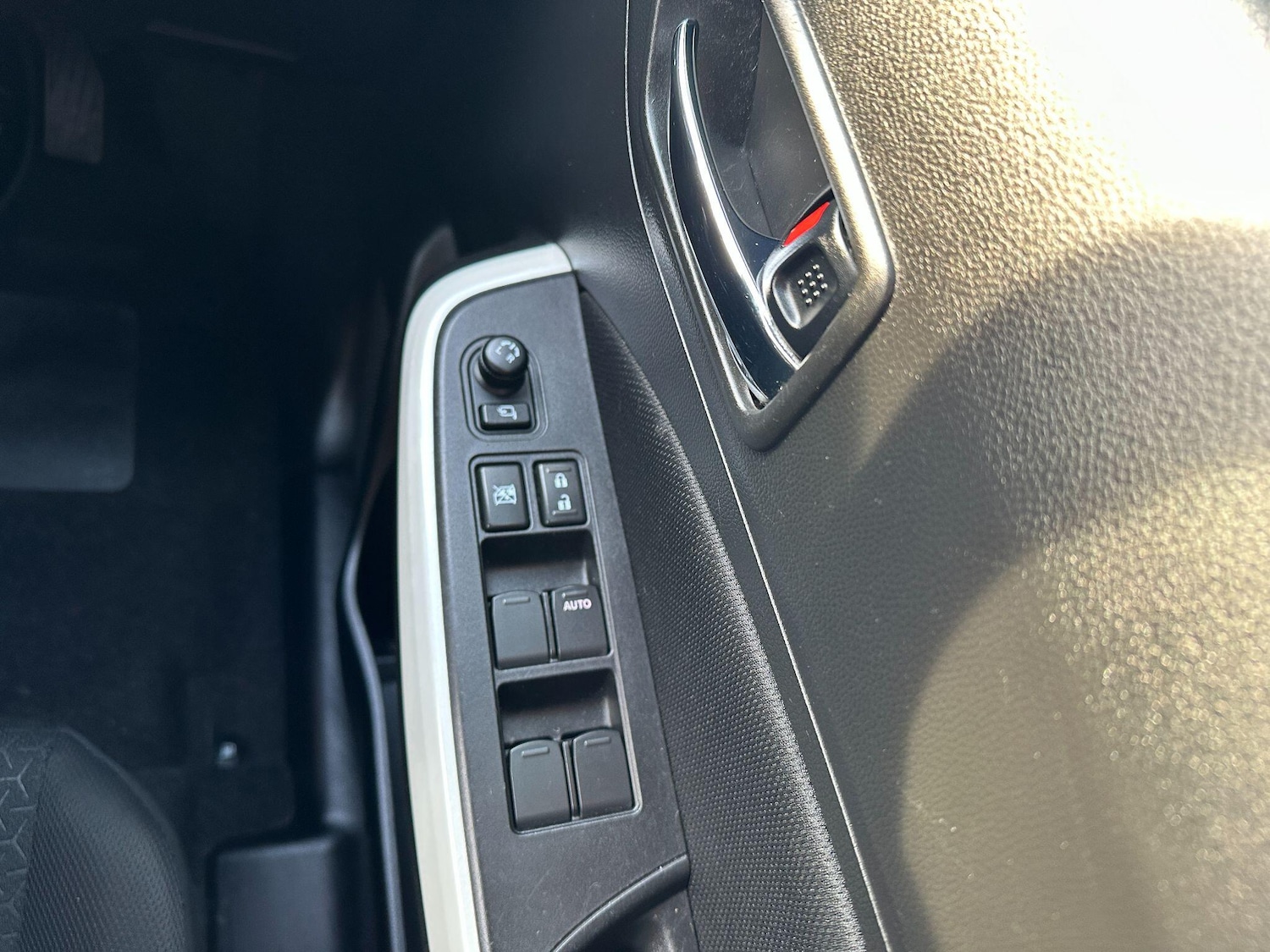 Used Suzuki Swift 2018 for sale - 77377596: Photo 17