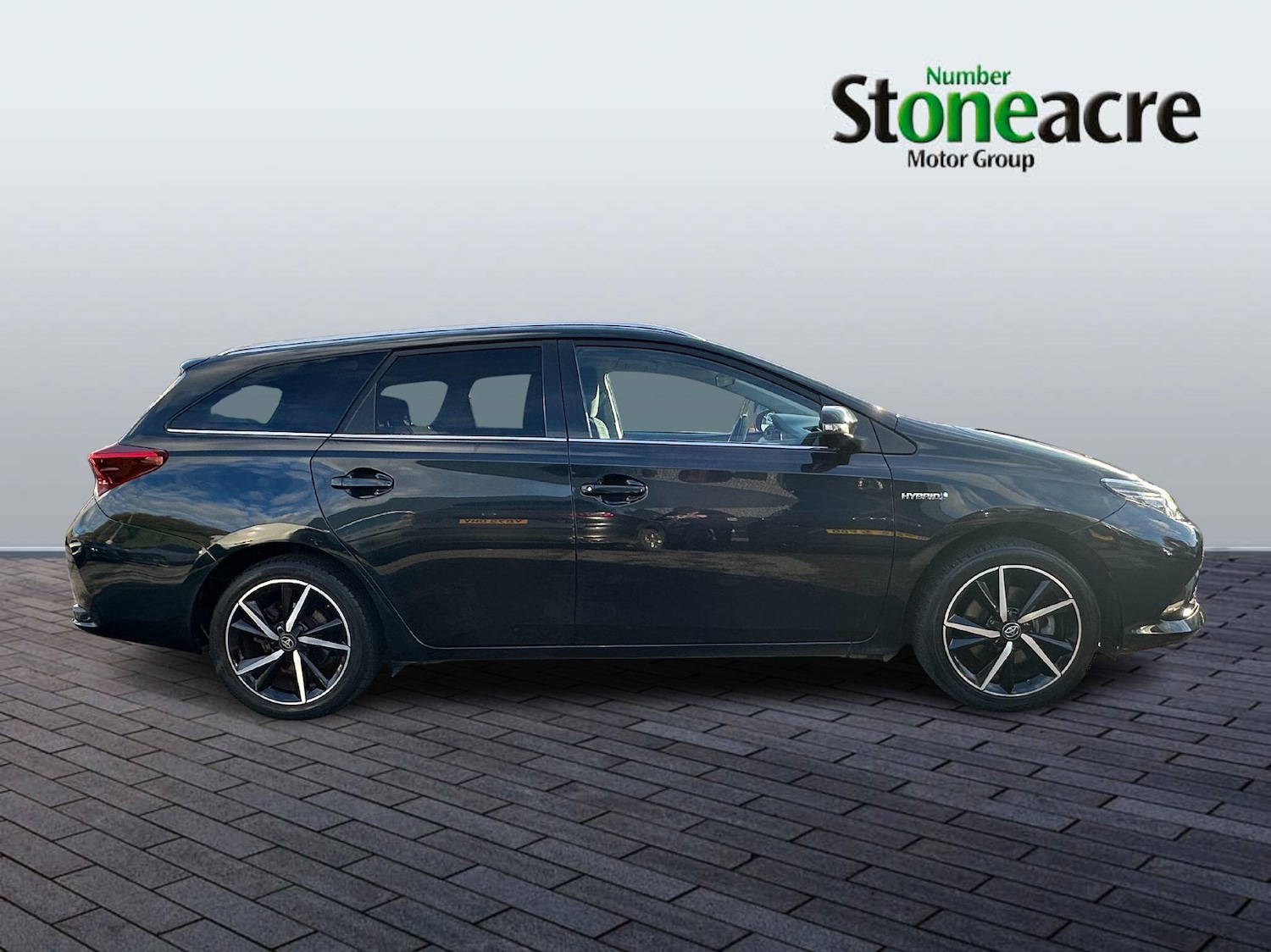 Used Toyota Auris 2017 for sale - 76371491: Photo 2