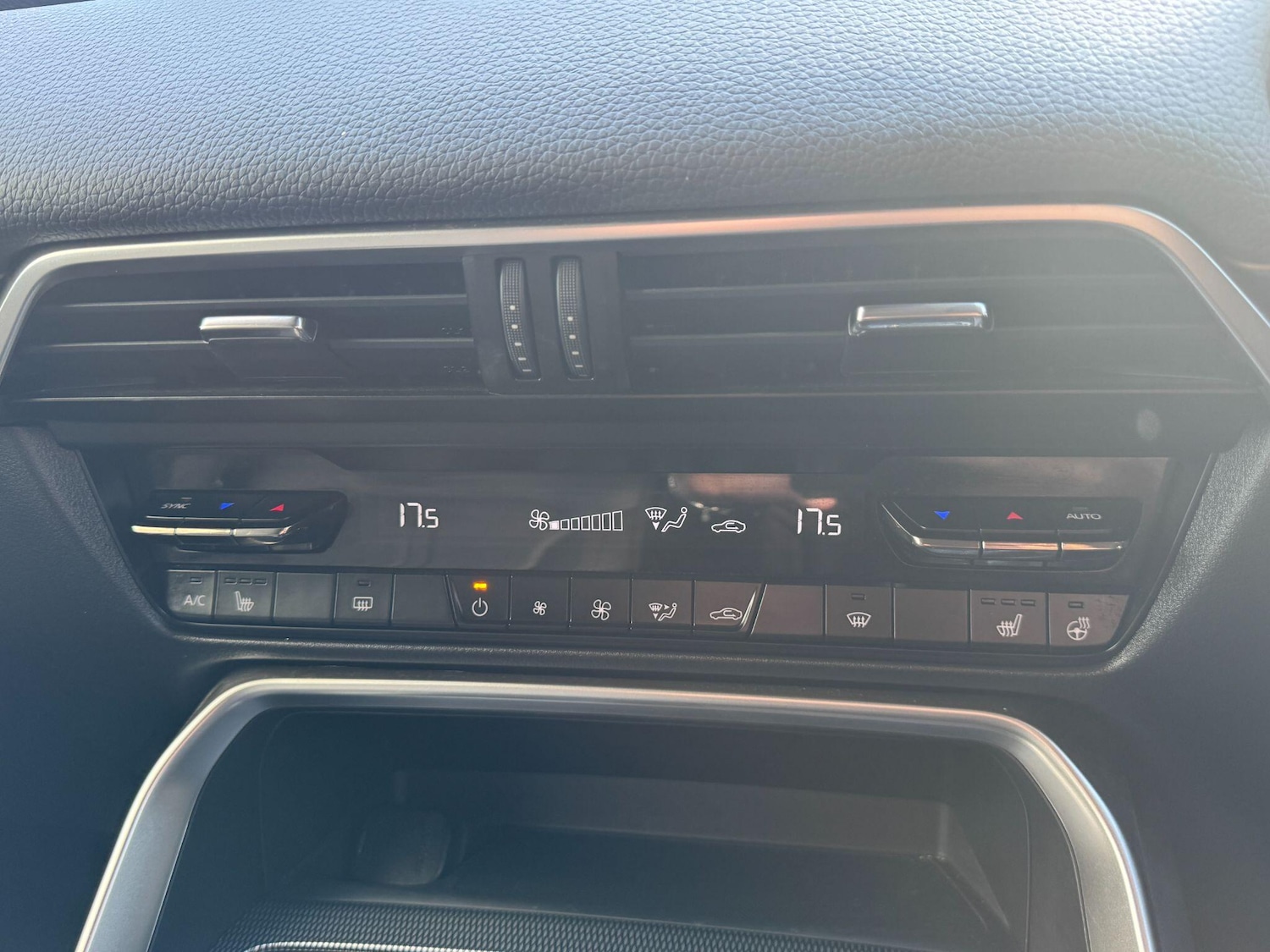 Used Mazda CX-60 2025 for sale - 76151424: Photo 21