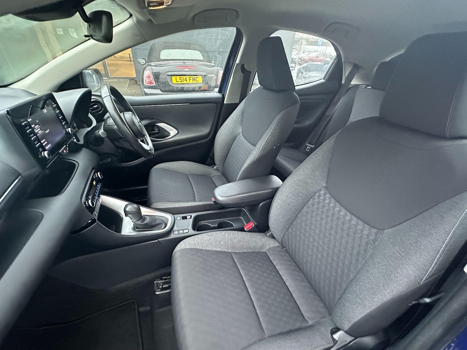 Used Toyota Yaris 2022 for sale - 77266965: Photo 21