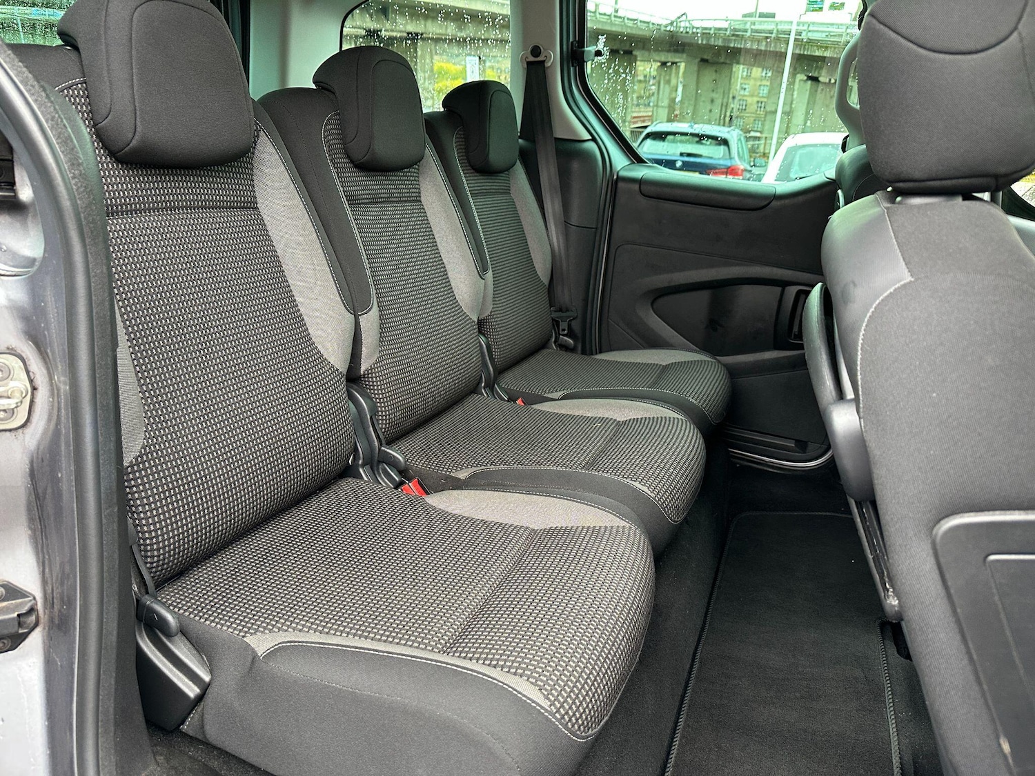 Used Peugeot Partner Tepee for sale - 76473519: Photo 12