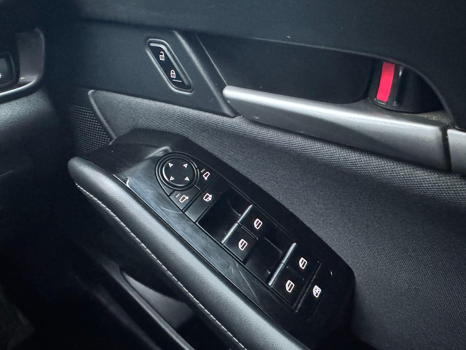 Used Mazda CX-30 2023 for sale - 77066897: Photo 22