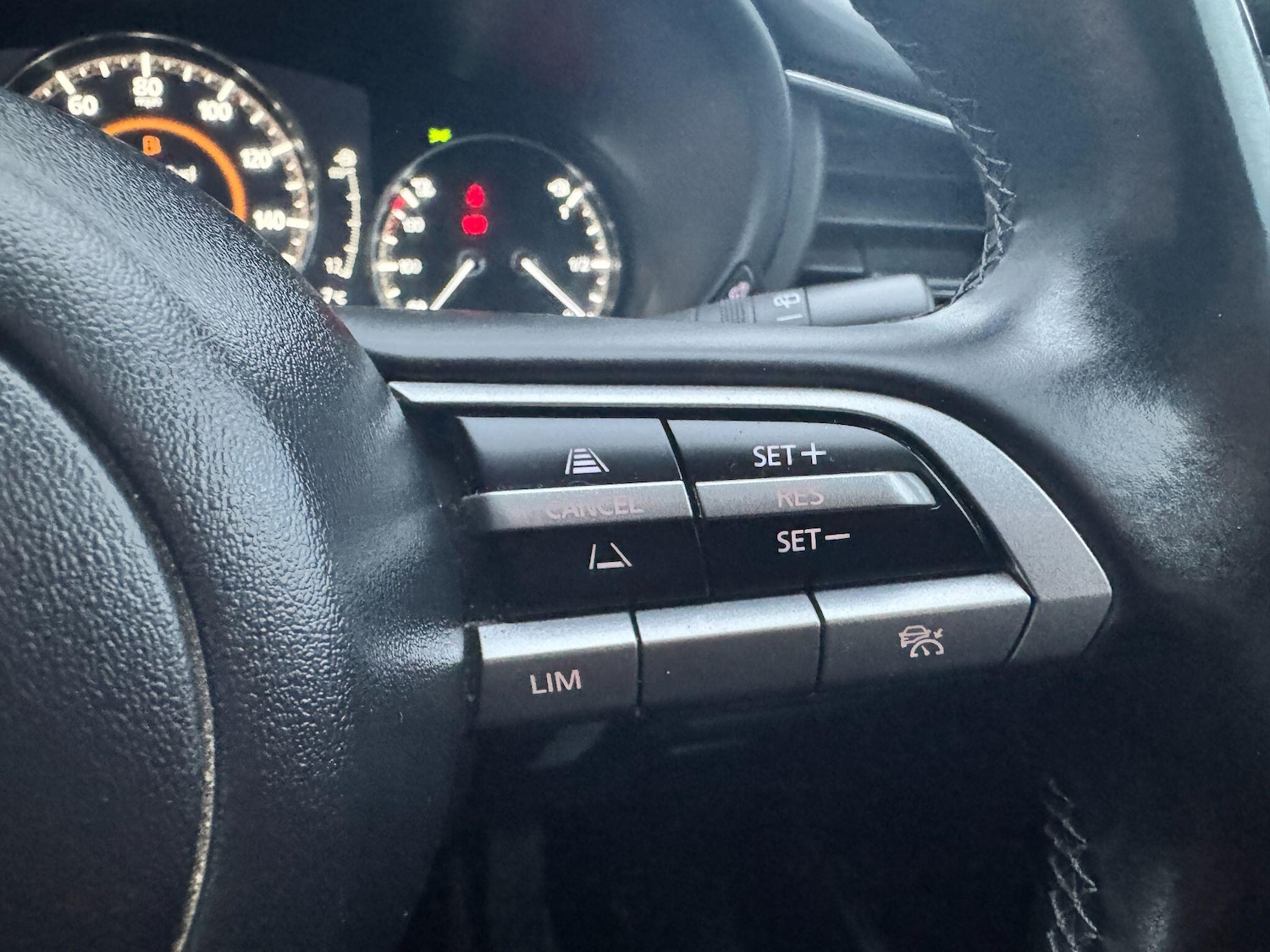 Used Mazda CX-30 2023 for sale - 77066897: Photo 23