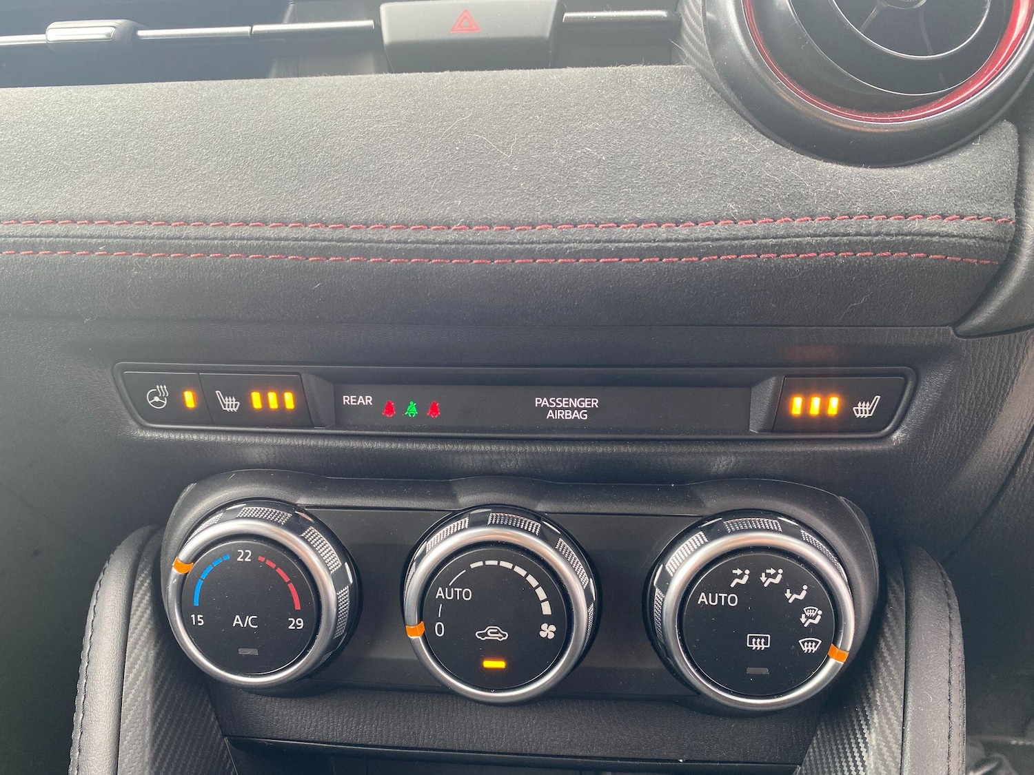 Used Mazda Mazda2 for sale - 78101080: Photo 18