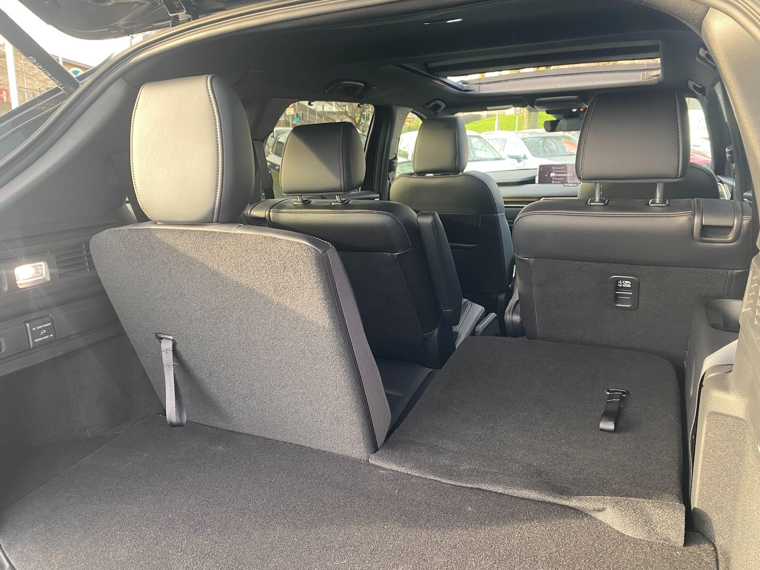 Used Mazda CX-80 2025 for sale - 77723526: Photo 12