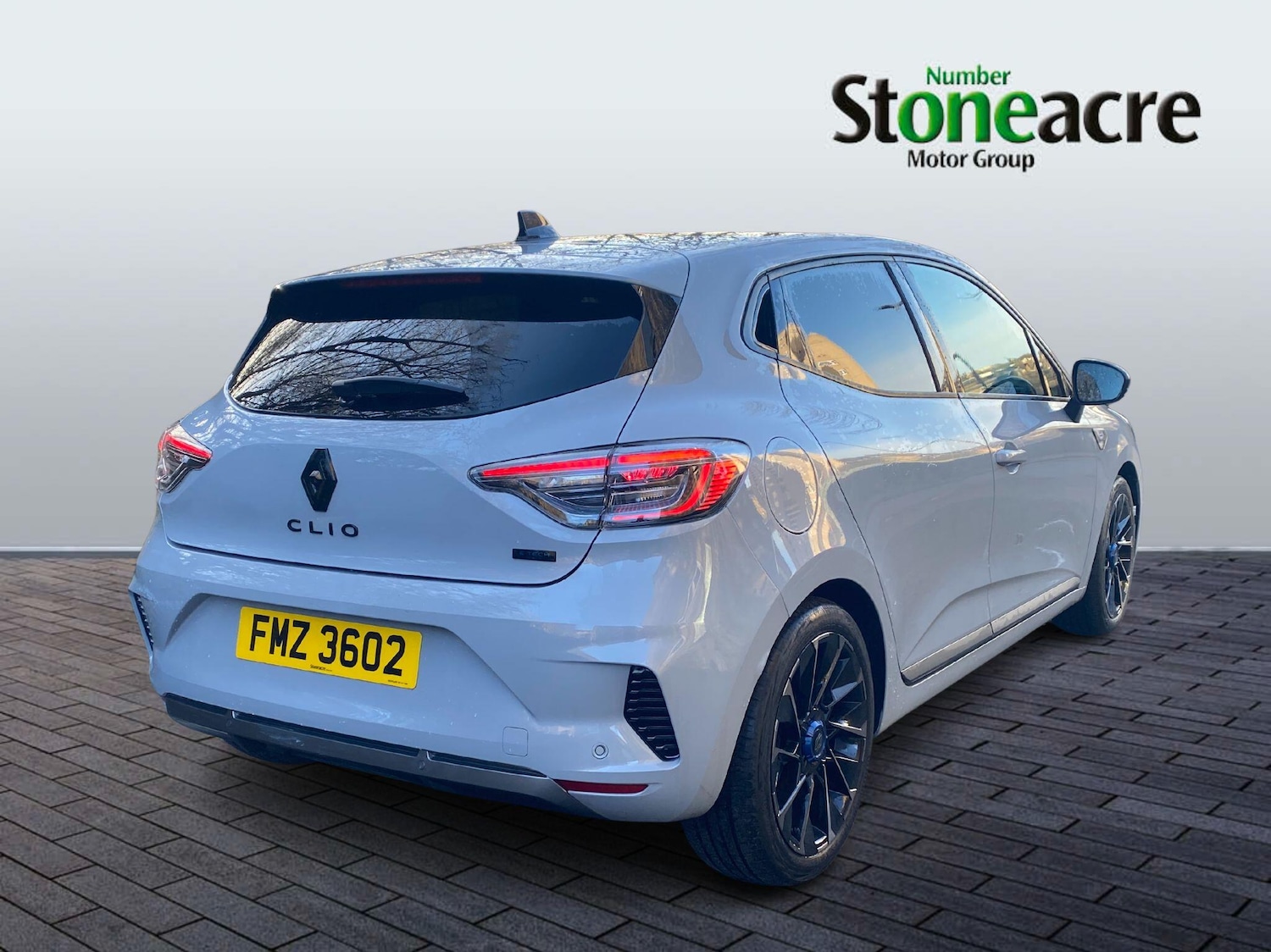 Used Renault Clio for sale - 77670887: Photo 2