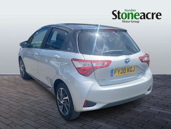 Used Toyota Yaris 2020 for sale - 79039297: Photo