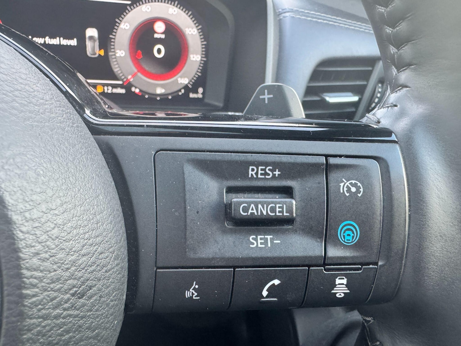 Used Nissan Qashqai for sale - 76886707: Photo 30