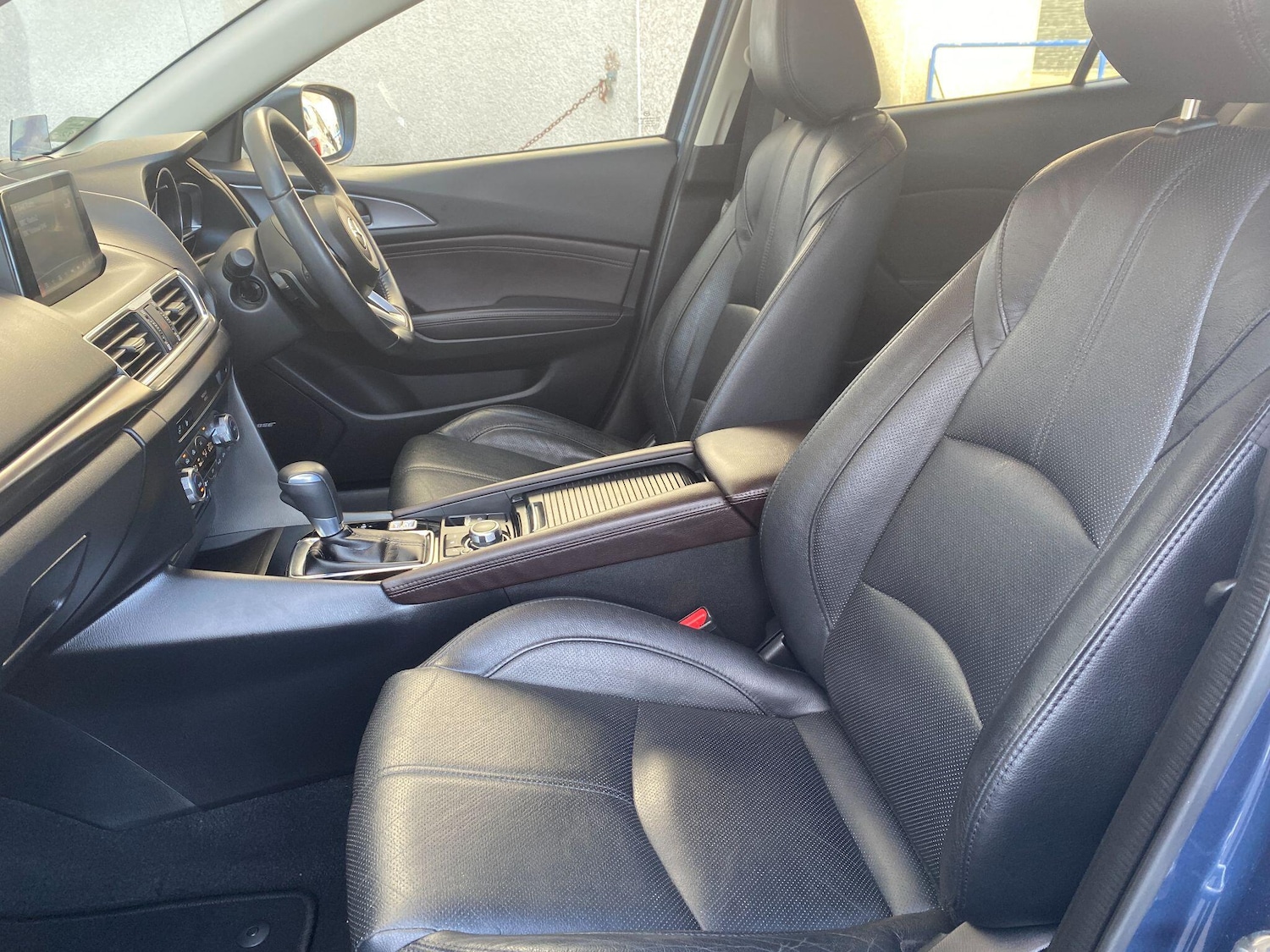 Used Mazda Mazda3 for sale - 78086844: Photo 15