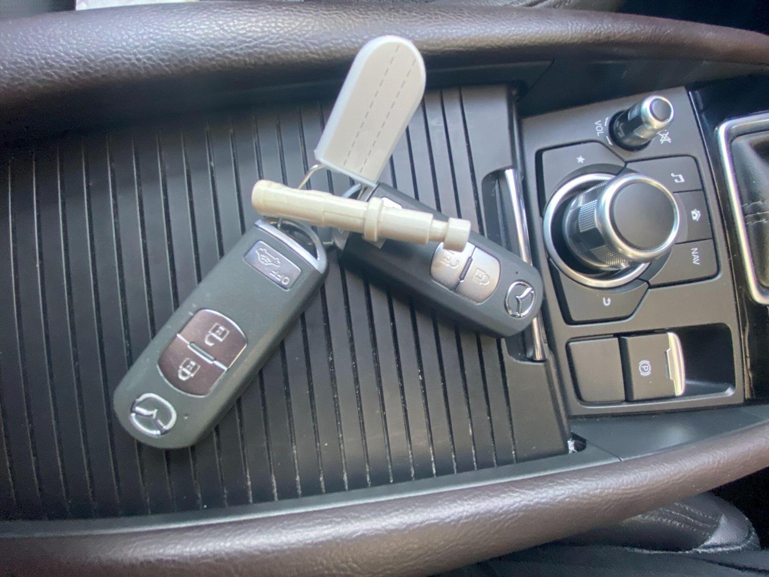 Used Mazda Mazda3 for sale - 78086844: Photo 27