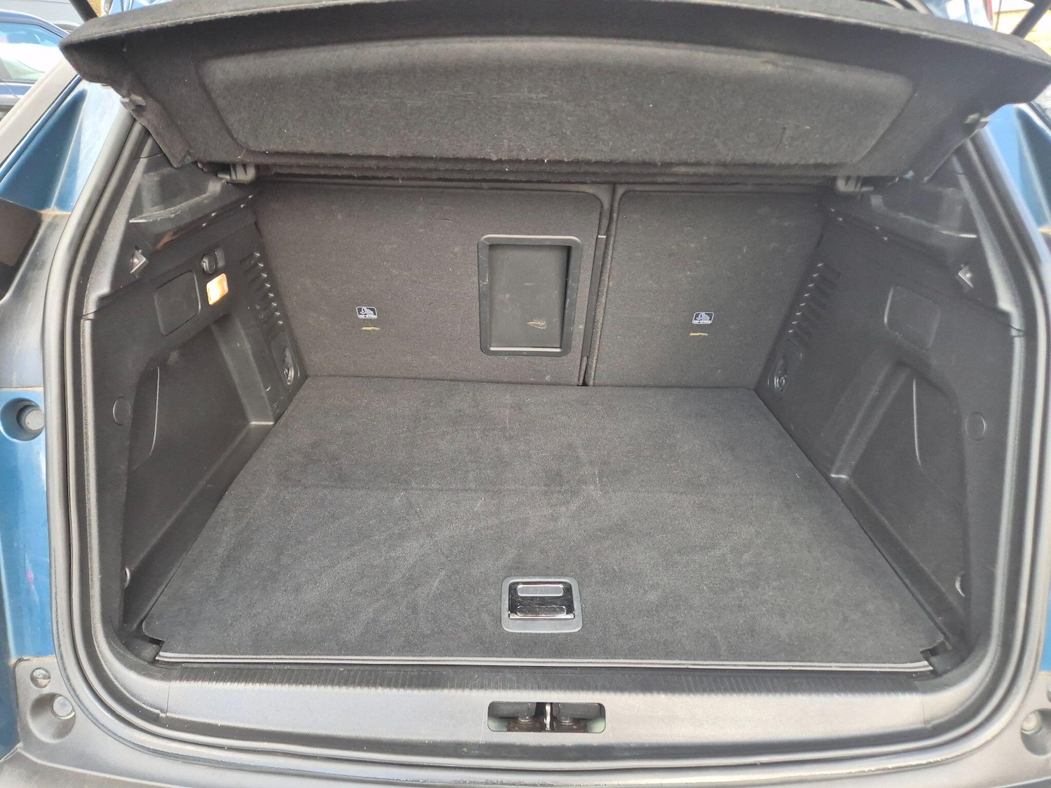 Used Peugeot 3008 2024 for sale - 78204019: Photo 28