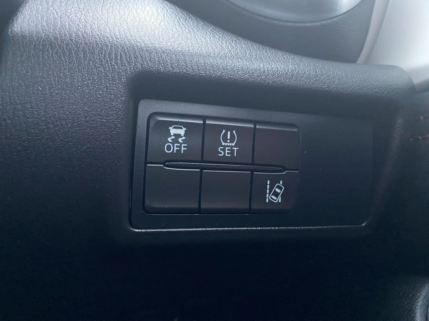 Used Mazda MX-5 2016 for sale - 77067055: Photo 17