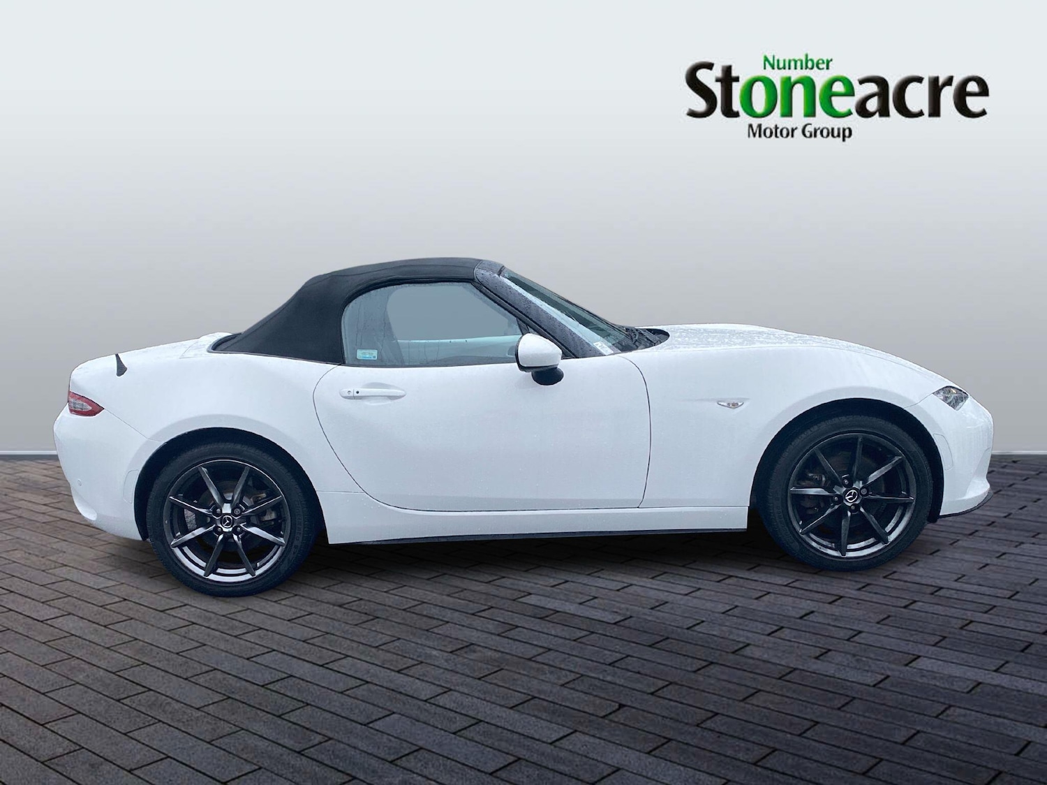 Used Mazda MX-5 2016 for sale - 77067055: Photo 2