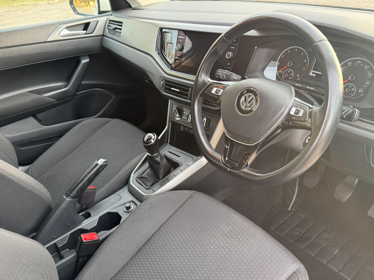 Used Volkswagen Polo 2019 for sale - 76936145: Photo 9