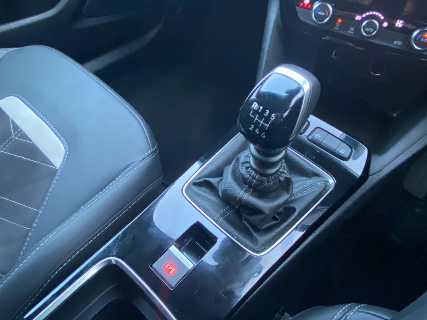 Used Vauxhall Mokka 2024 for sale - 77305159: Photo 12