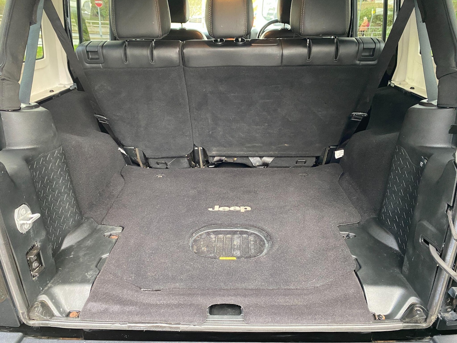 Used Jeep Wrangler 2017 for sale - 76689132: Photo 14