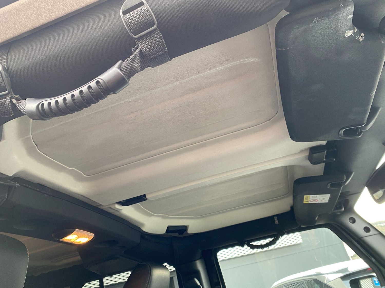 Used Jeep Wrangler 2017 for sale - 76689132: Photo 17