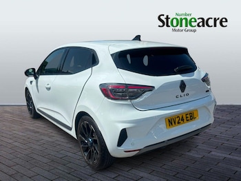 Used Renault Clio 2024 for sale - 79316933: Photo