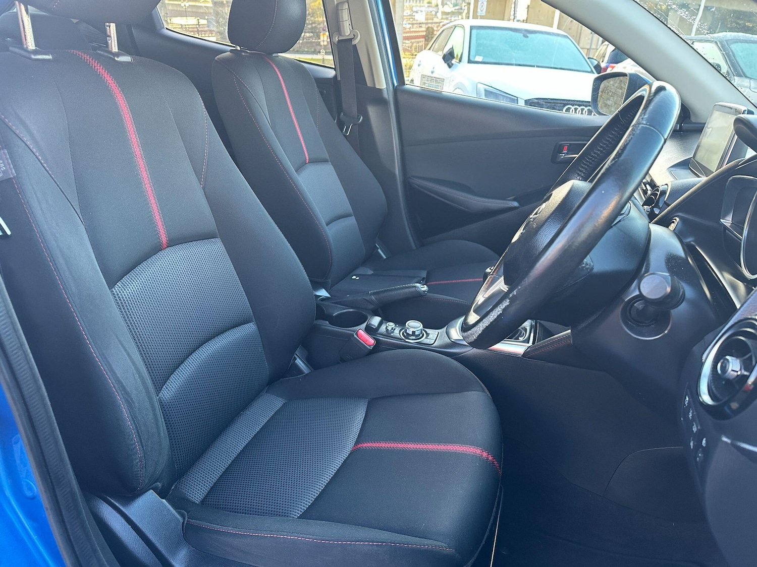 Used Mazda Mazda2 2016 for sale - 76765994: Photo 12