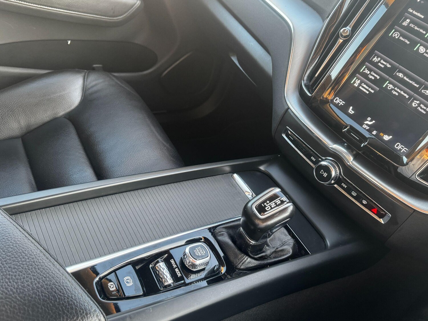 Used Volvo XC60 for sale - 77808769: Photo 10