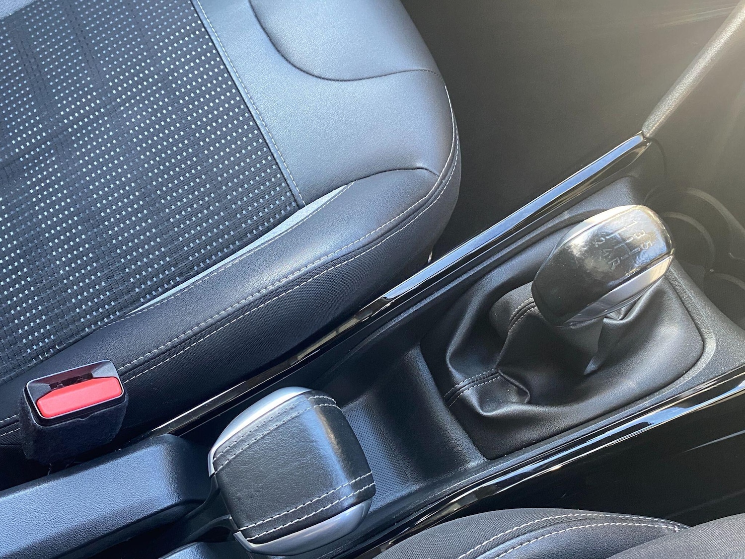 Used Peugeot 2008 2018 for sale - 76887253: Photo 22