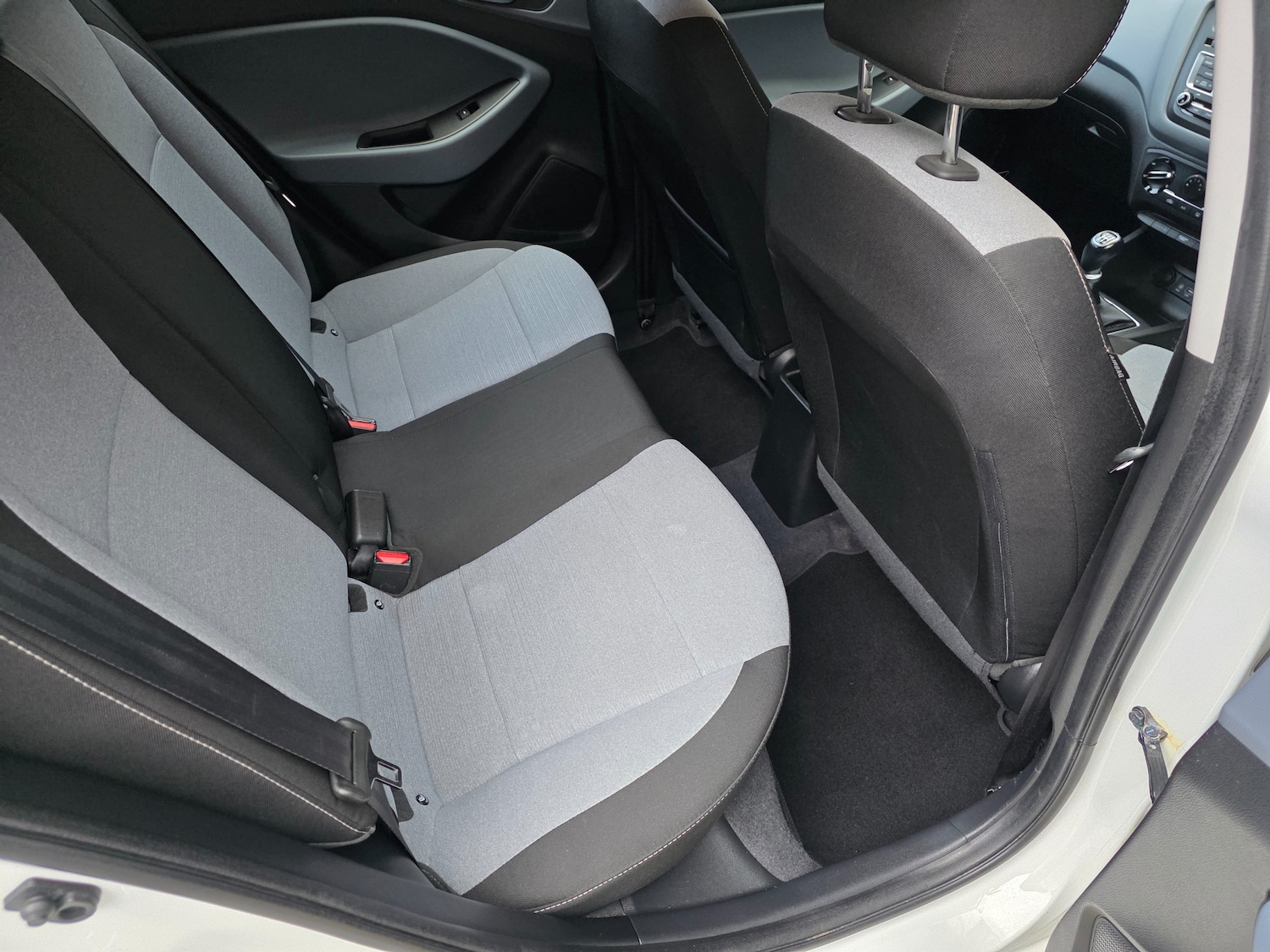 Used Hyundai i20 2016 for sale - 76697835: Photo 16