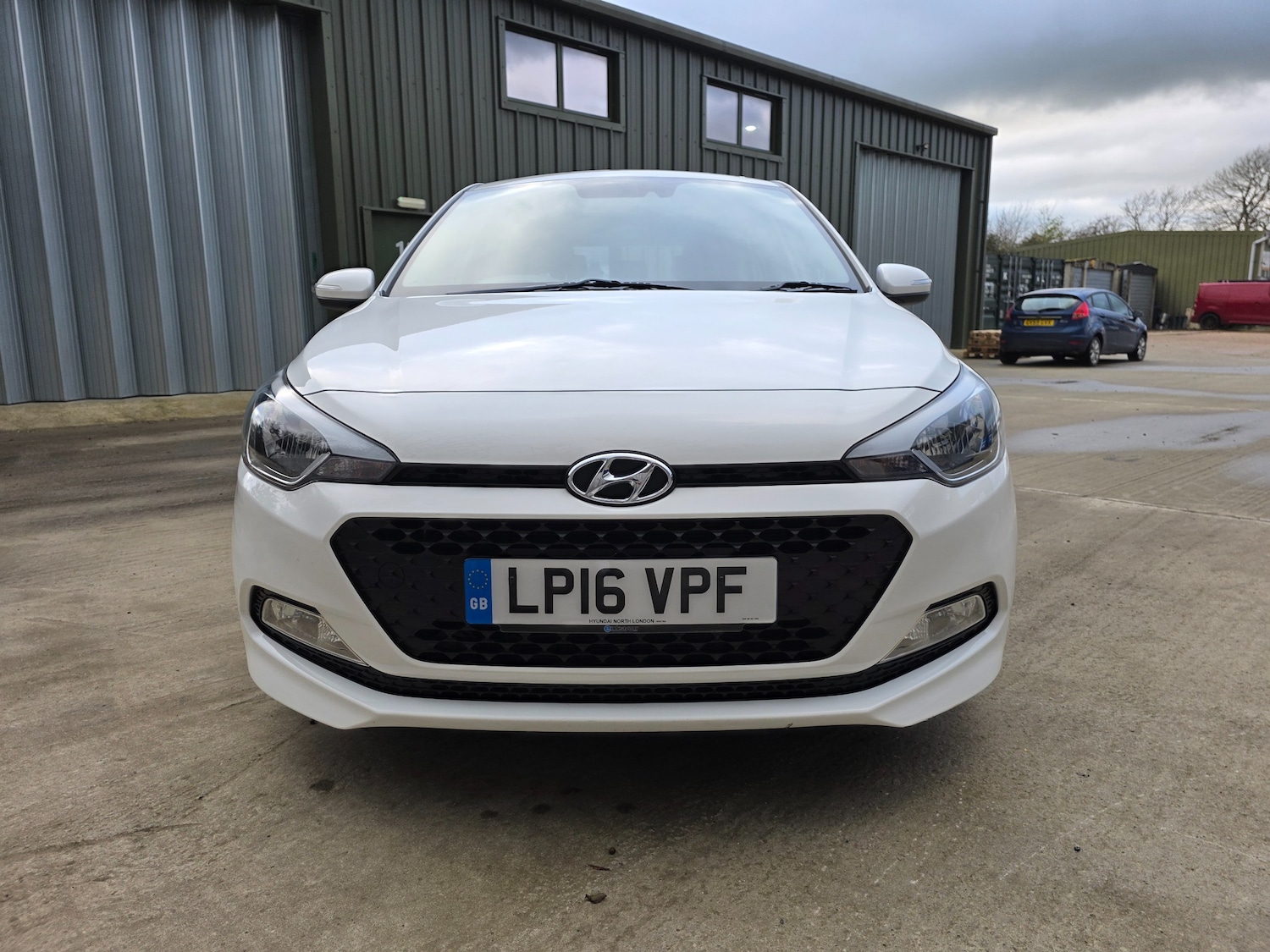 Used Hyundai i20 2016 for sale - 76697835: Photo 2