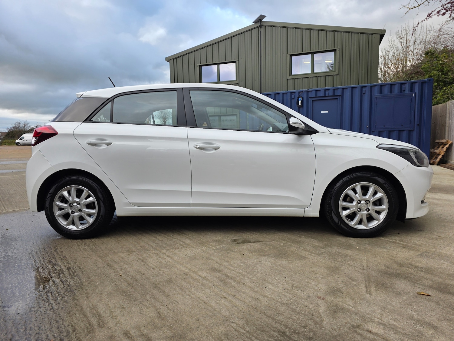 Used Hyundai i20 2016 for sale - 76697835: Photo 4