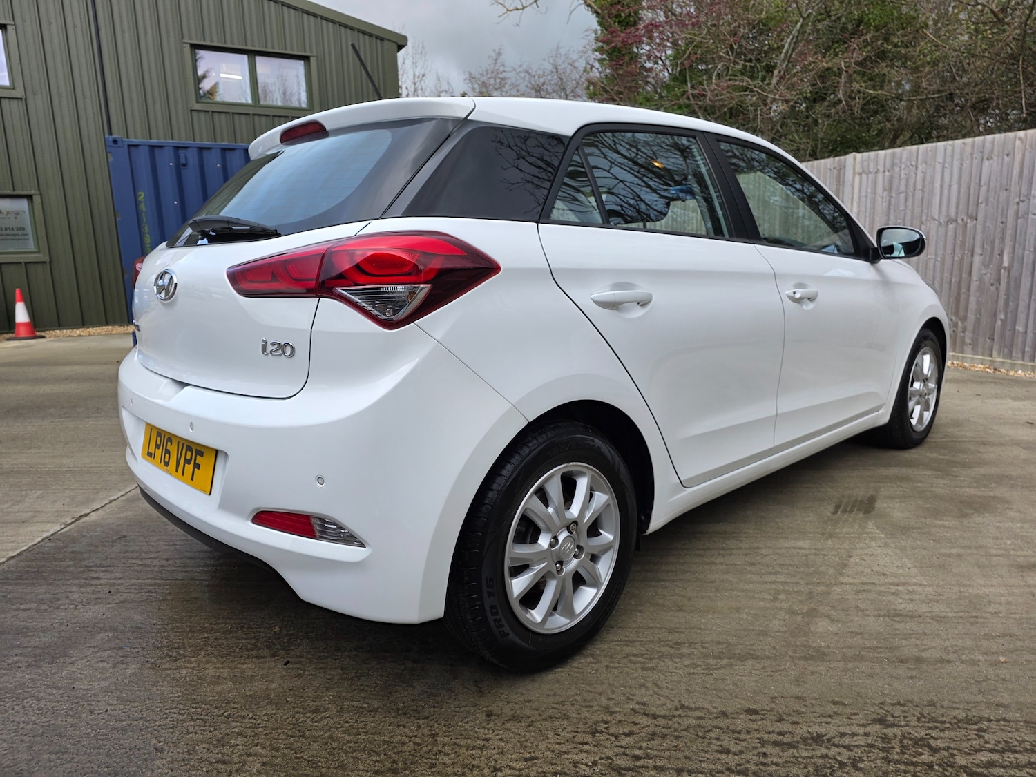 Used Hyundai i20 2016 for sale - 76697835: Photo 5
