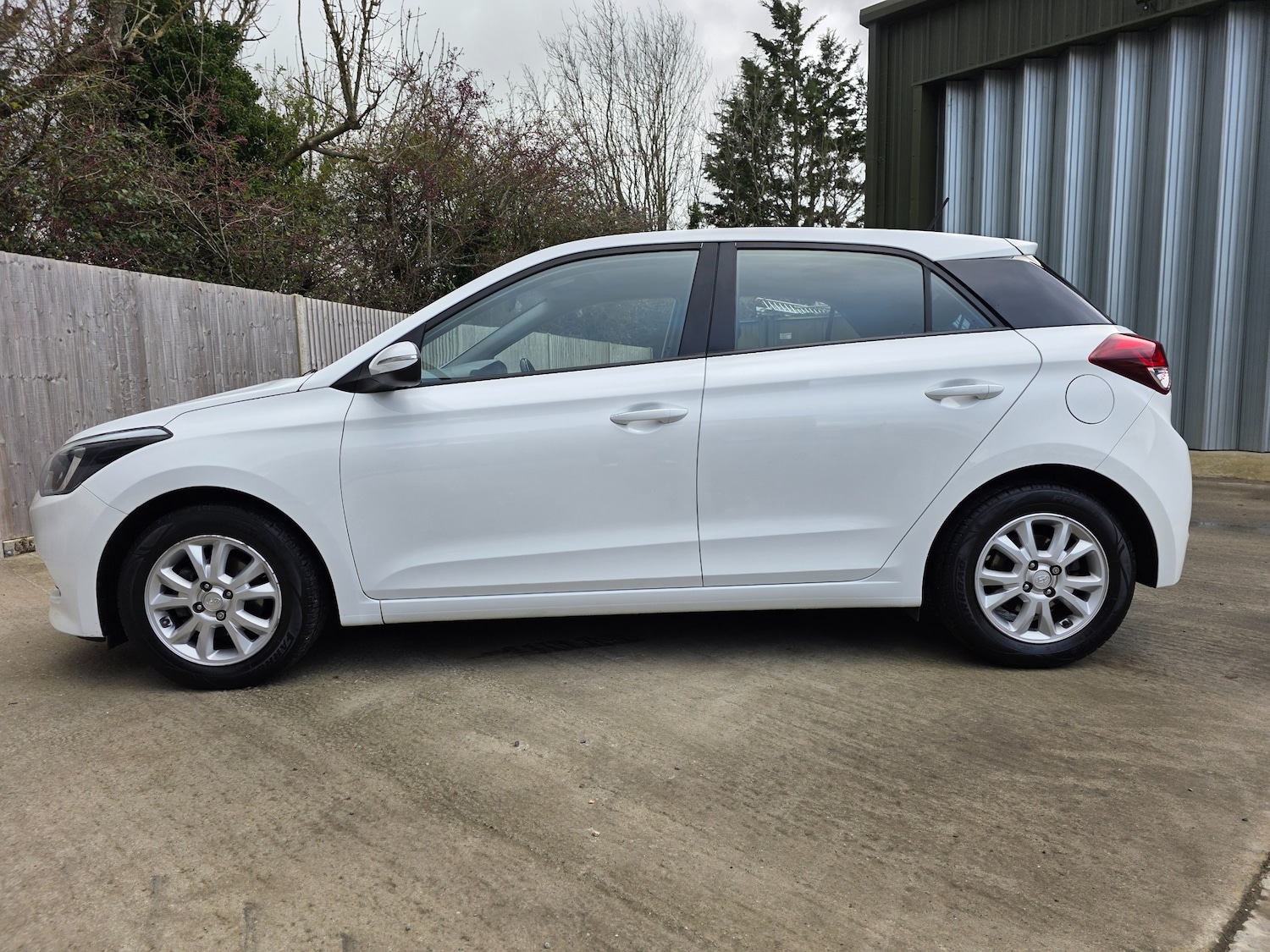 Used Hyundai i20 2016 for sale - 76697835: Photo 6