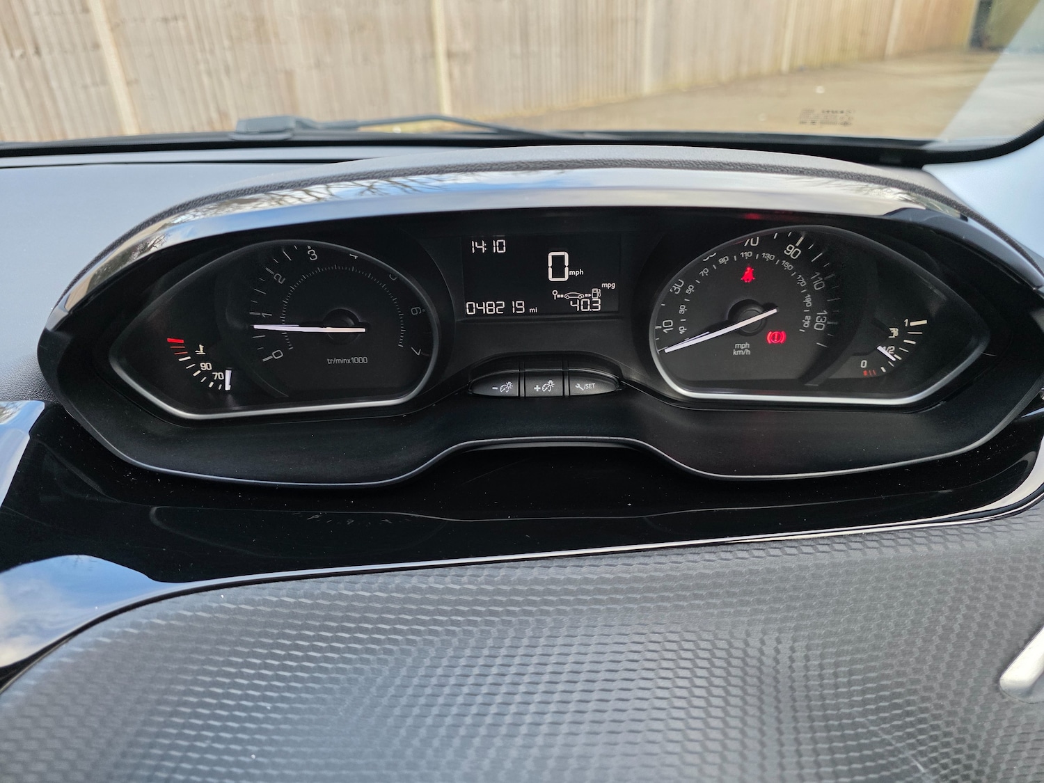 Used Peugeot 208 2016 for sale - 77249349: Photo 10