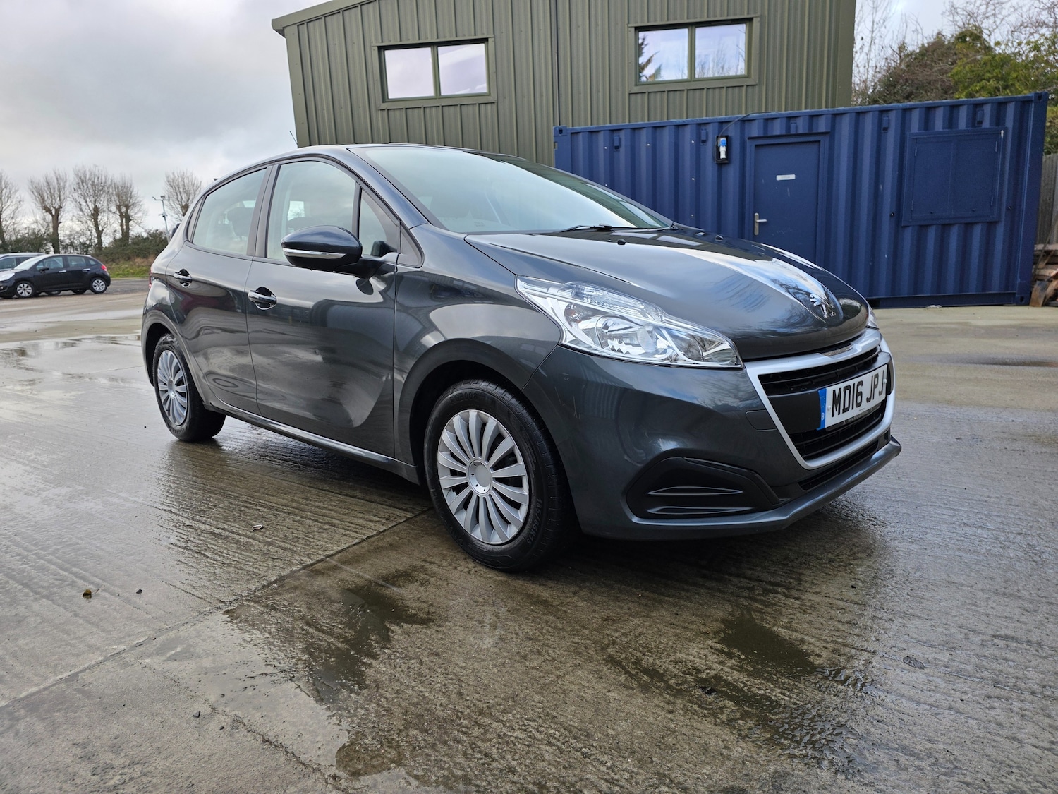 Used Peugeot 208 2016 for sale - 77249349: Photo 2