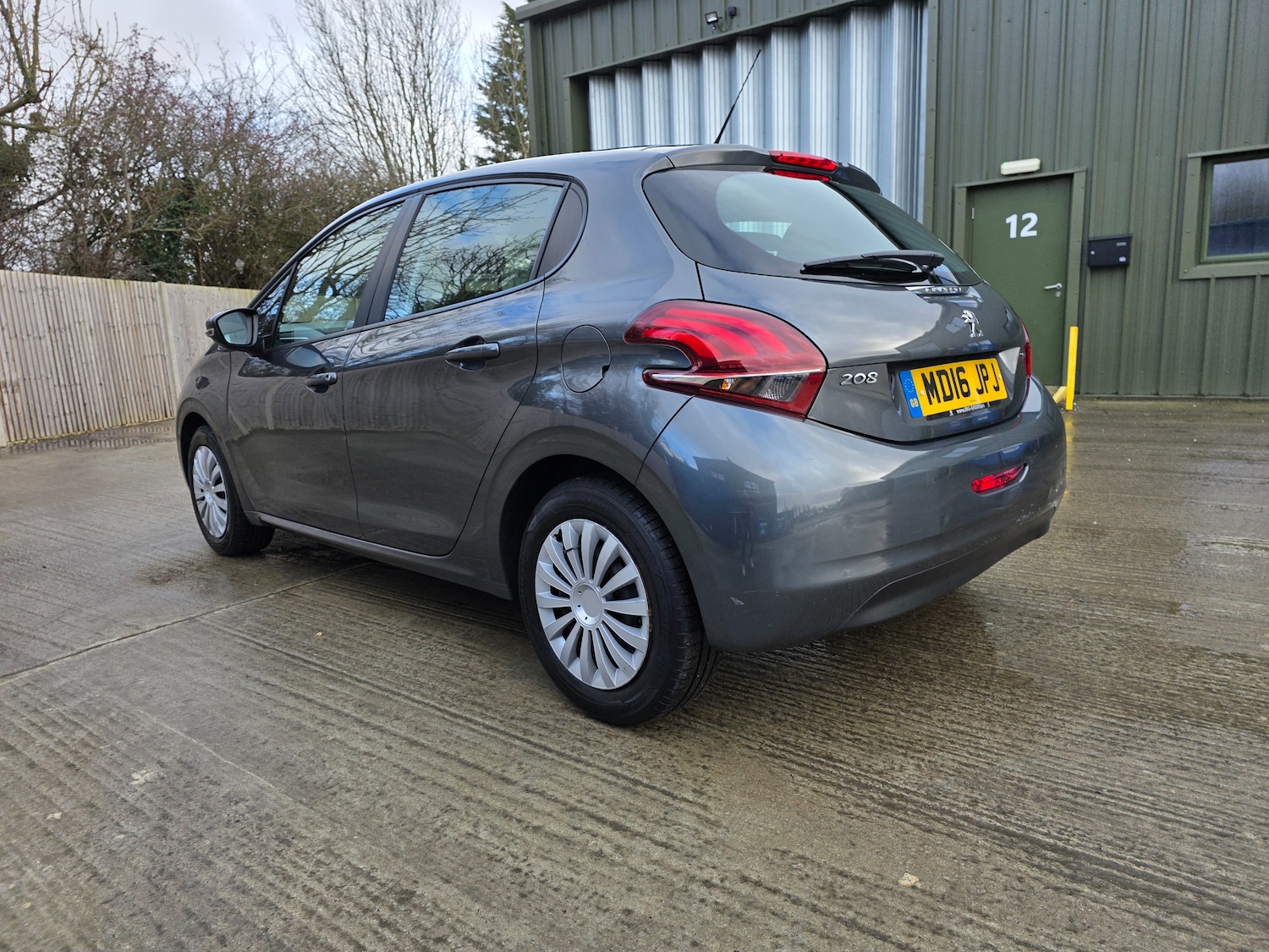 Used Peugeot 208 2016 for sale - 77249349: Photo 4
