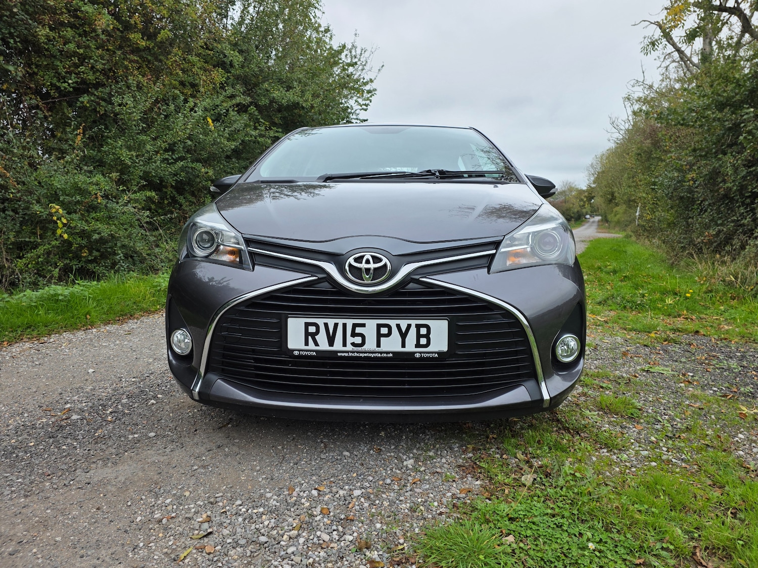Used Toyota Yaris 2015 for sale - 76273732: Photo 6