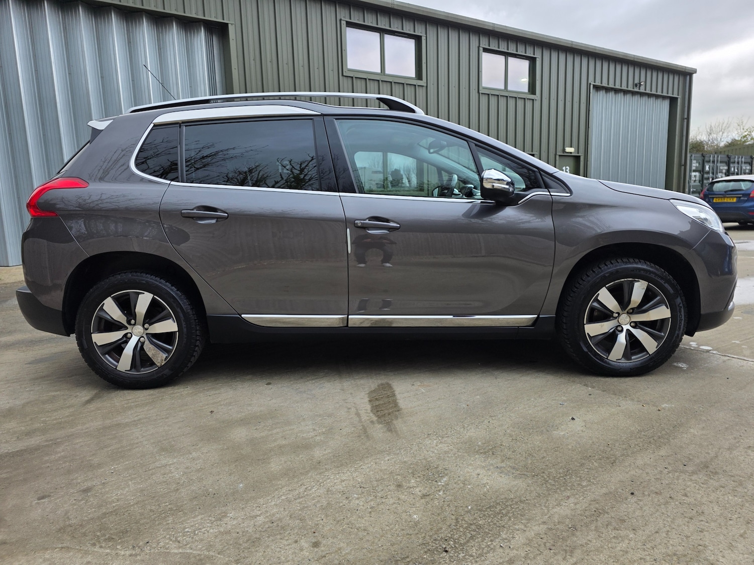 Used Peugeot 2008 2015 for sale - 76697873: Photo 15