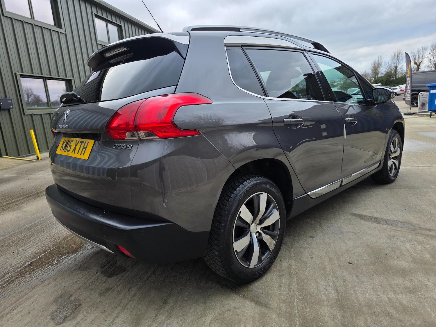 Used Peugeot 2008 2015 for sale - 76697873: Photo 3