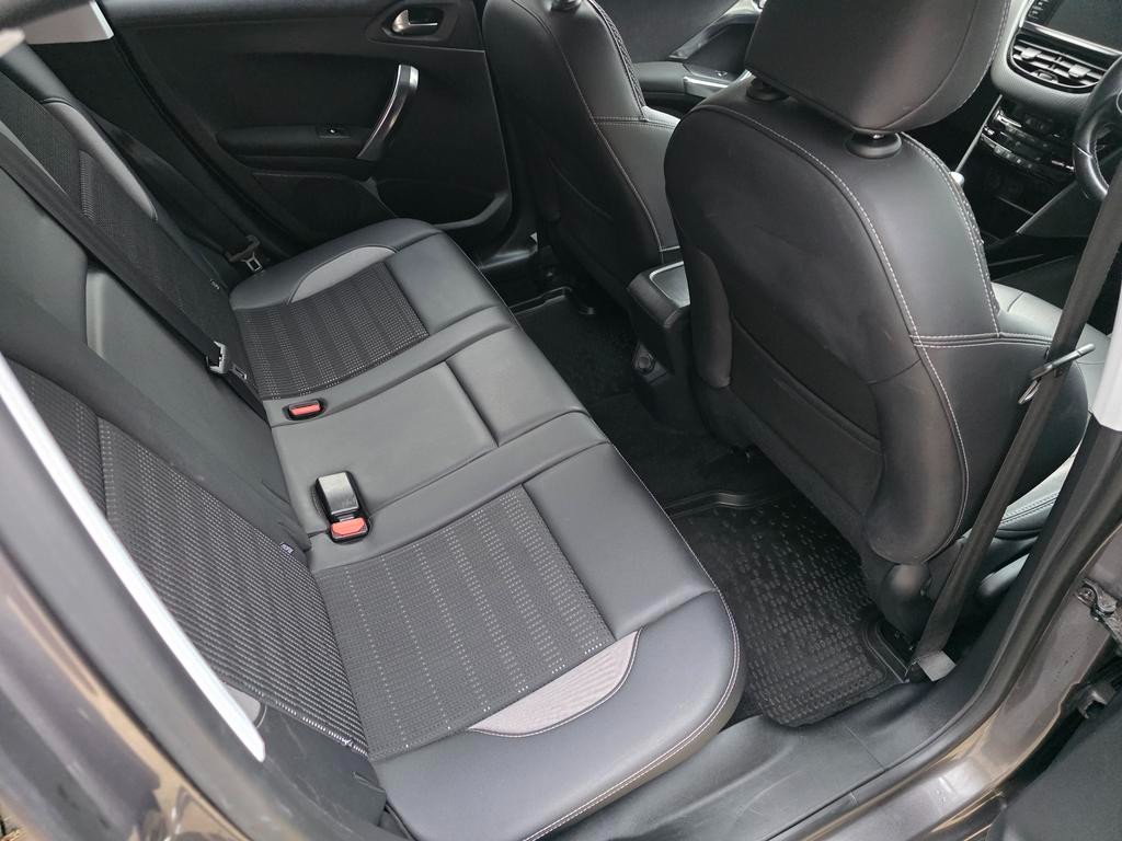 Used Peugeot 2008 2015 for sale - 76697873: Photo 9