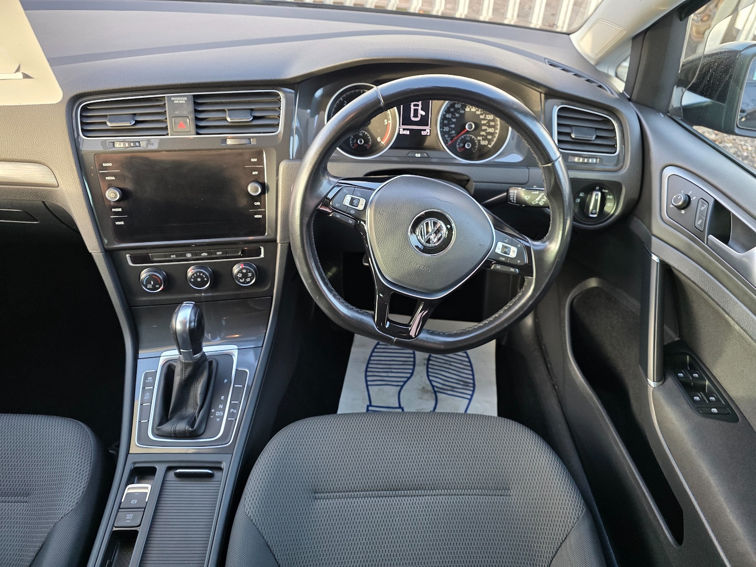 Used Volkswagen Golf 2019 for sale - 76767480: Photo 11