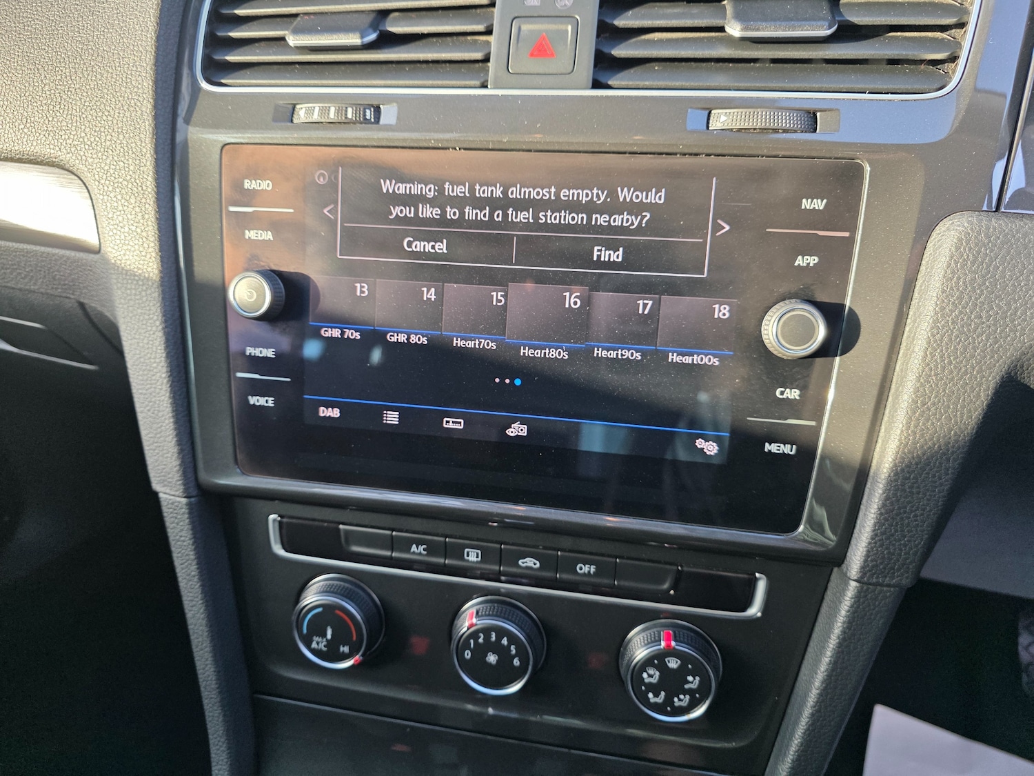 Used Volkswagen Golf 2019 for sale - 76767480: Photo 13