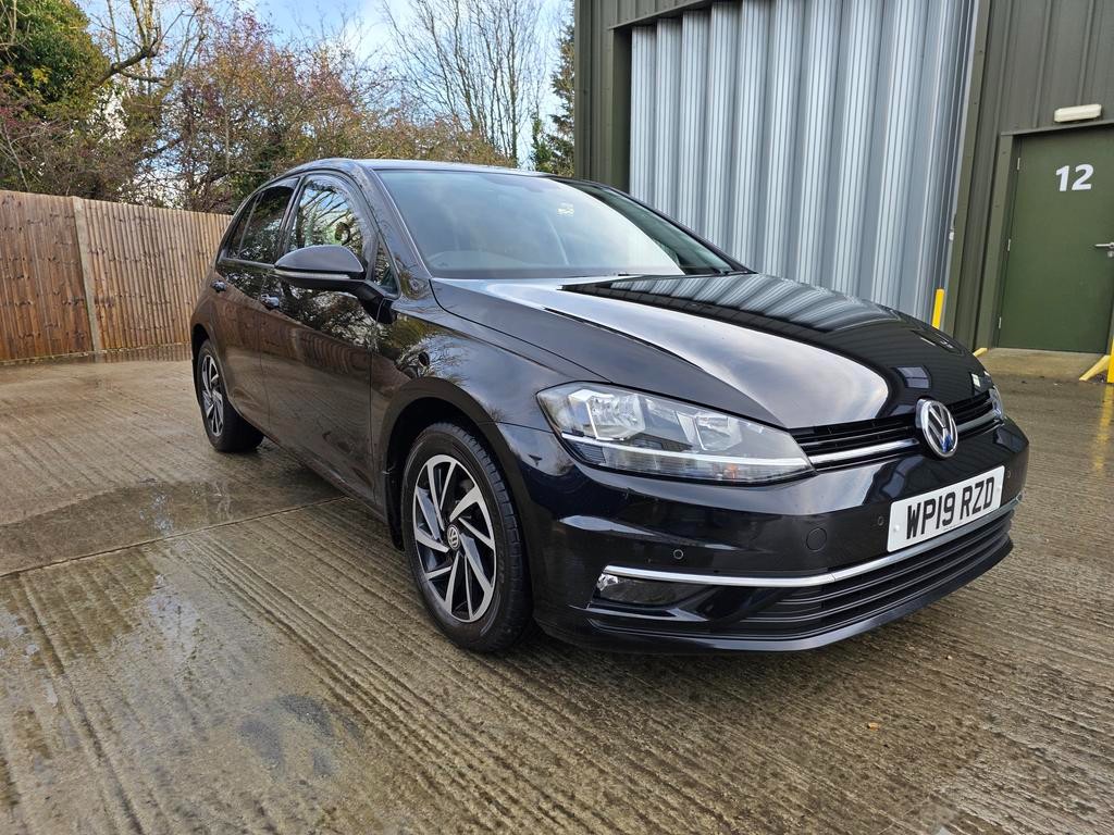 Used Volkswagen Golf 2019 for sale - 76767480: Photo 2
