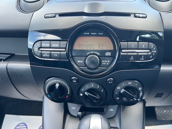 Used Mazda Mazda2 2013 for sale - 74663681: Photo 12