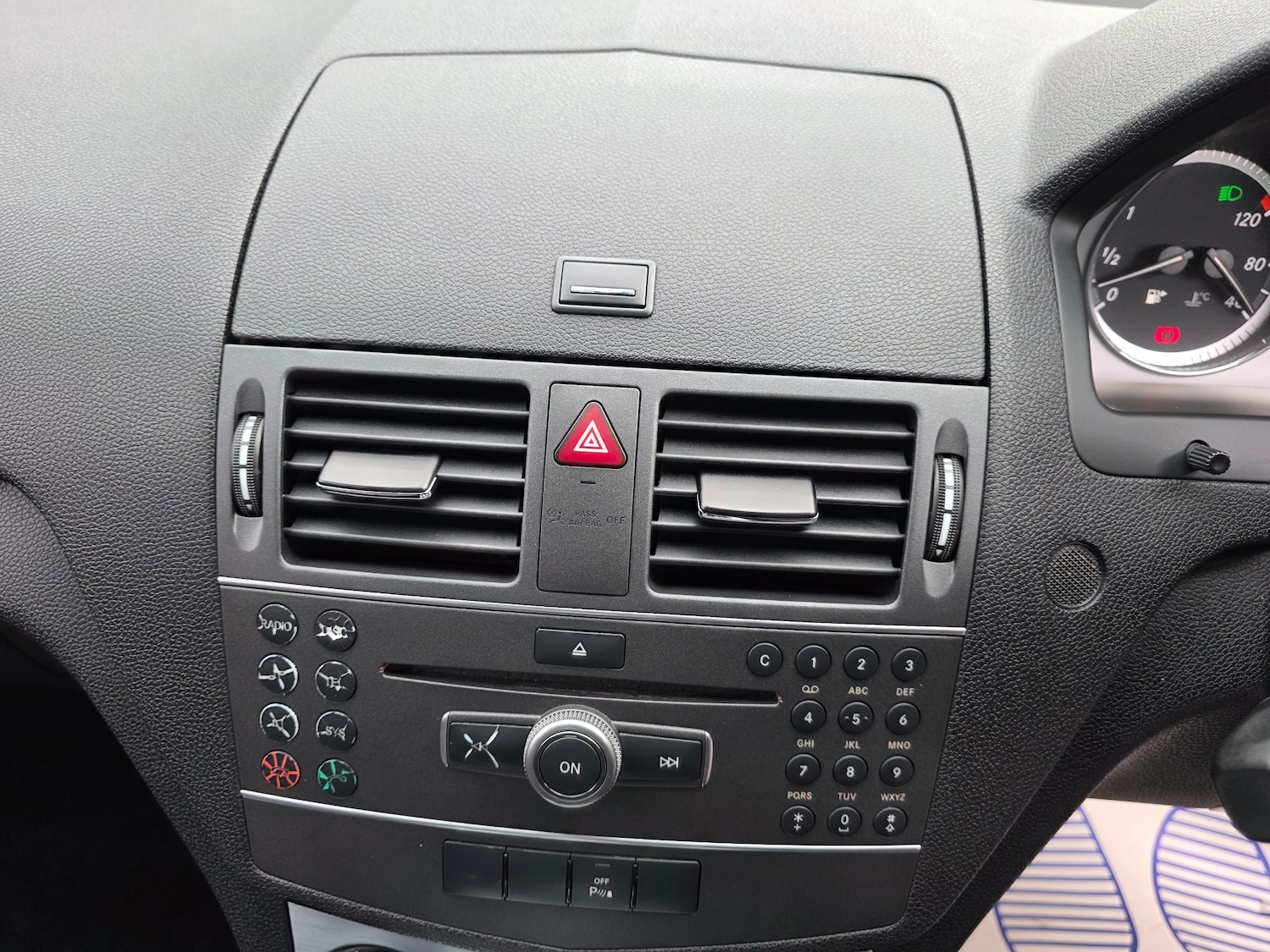 Used Mercedes-Benz C Class 2010 for sale - 77026702: Photo 12