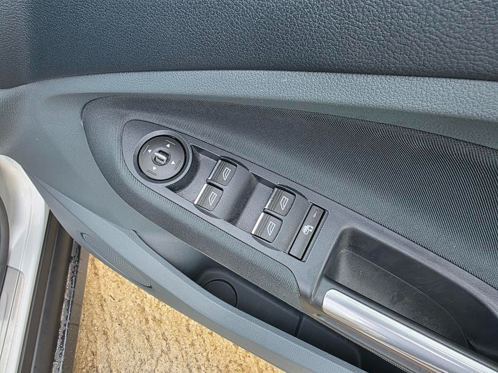 Used Ford C-Max 2013 for sale - 77546156: Photo 17