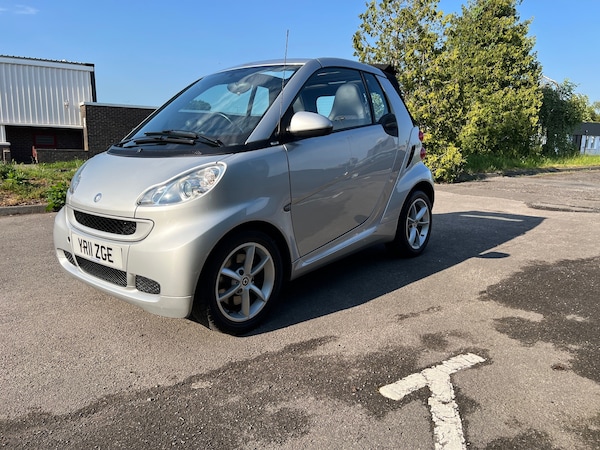Used smart fortwo 2011 for sale - 74663713: Photo 1