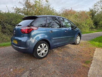 Used Citroen C4 Picasso 2012 for sale - 75982967: Photo