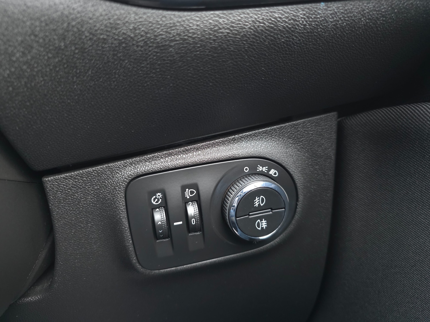 Used Vauxhall Corsa 2016 for sale - 77327274: Photo 15