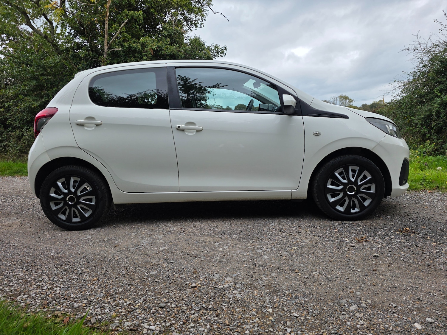 Used Peugeot 108 2016 for sale - 76211710: Photo 2